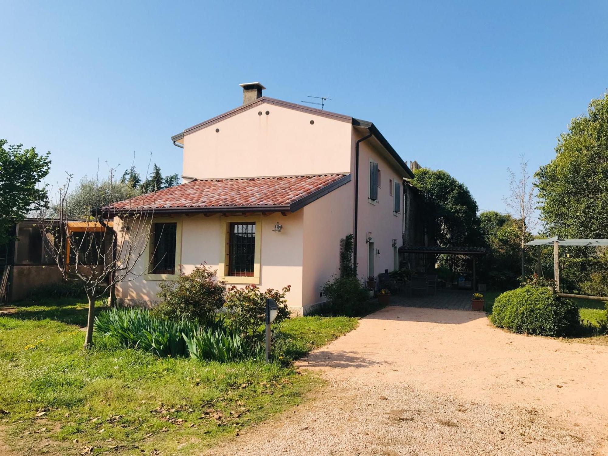 Una Casa Di Campagna ดอสโซบัวโน ภายนอก รูปภาพ