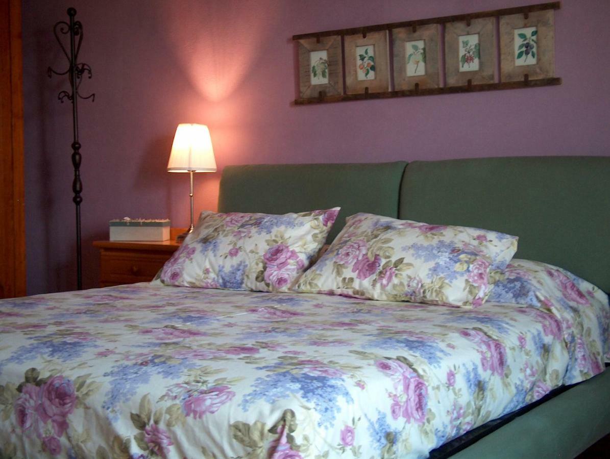 Una Casa Di Campagna ดอสโซบัวโน ภายนอก รูปภาพ